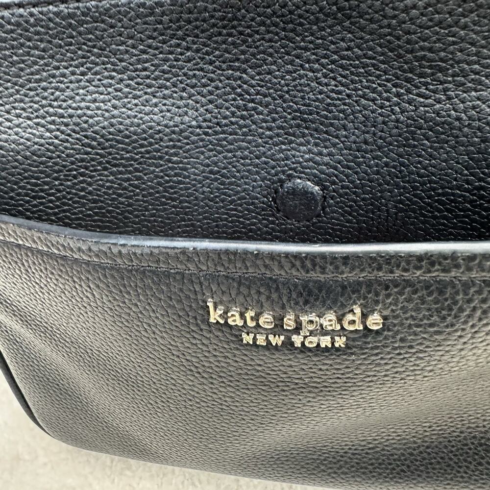 Kate Spade crossbody Black pebbled run around bag adjustable strap - Picture 3 of 8
